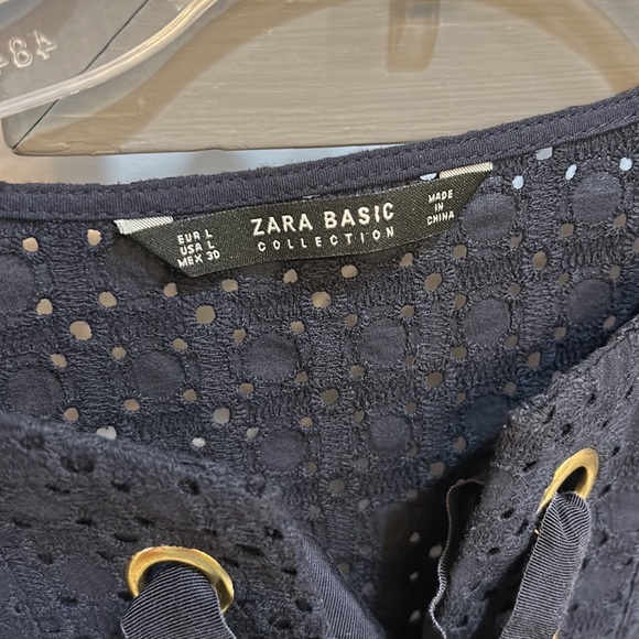 ZARA | Basic Eyelet Cropped Blouse - Picture 5 of 6